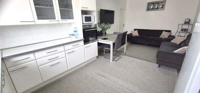 Maison - 121 m² - 5 pièces