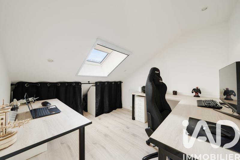 Maison - 140 m² - 5 pièces