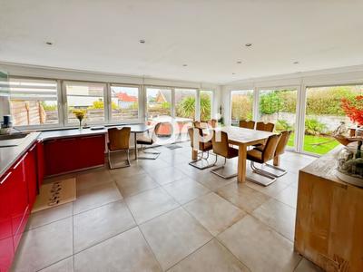 Maison - 174 m² - 5 pièces