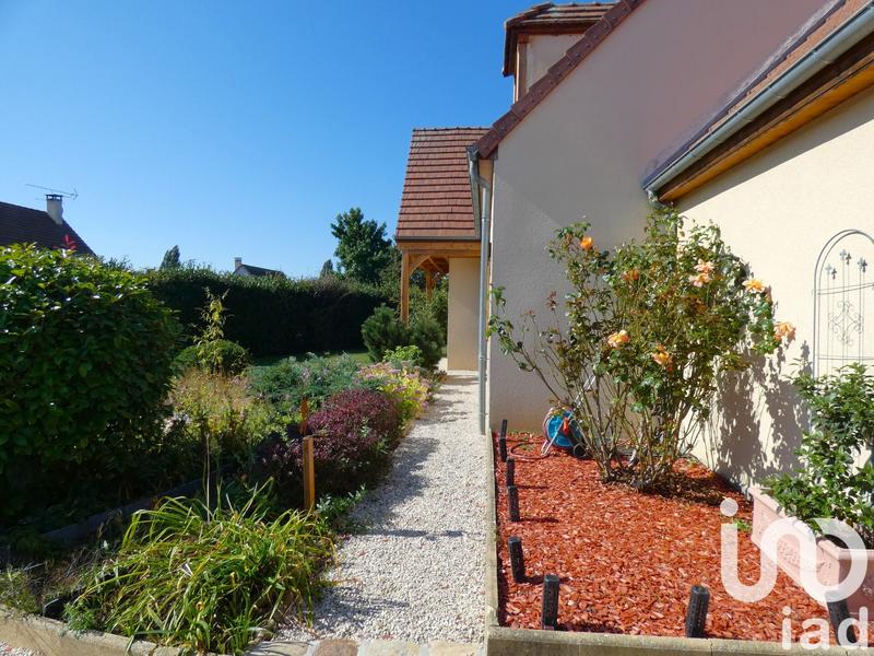 Maison - 180 m² - 7 pièces