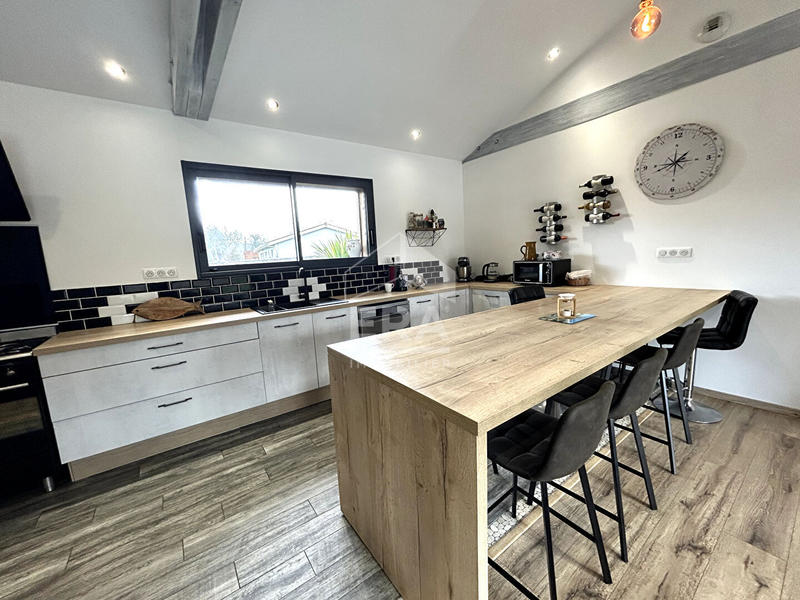 Maison - 120 m² - 5 pièces