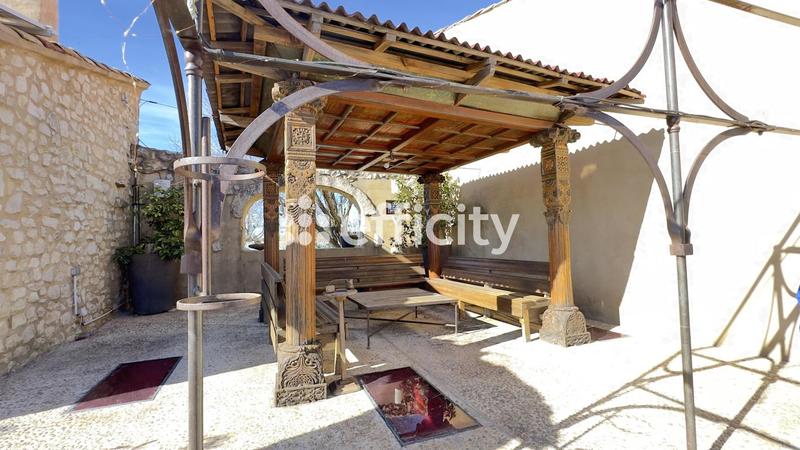 Mas - 175 m² - 7 pièces