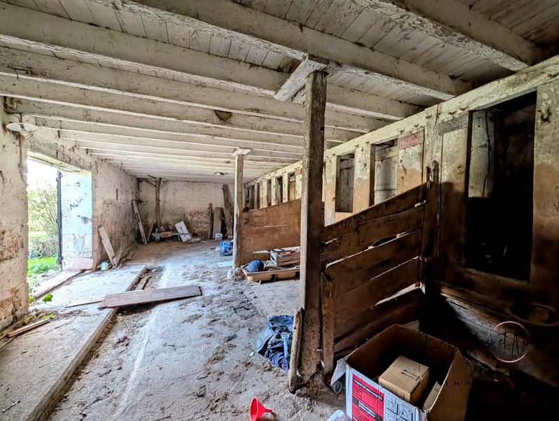 Maison - 292 m² - 9 pièces