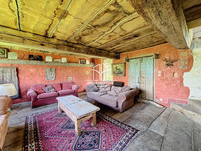 Maison - 245 m² - 8 pièces