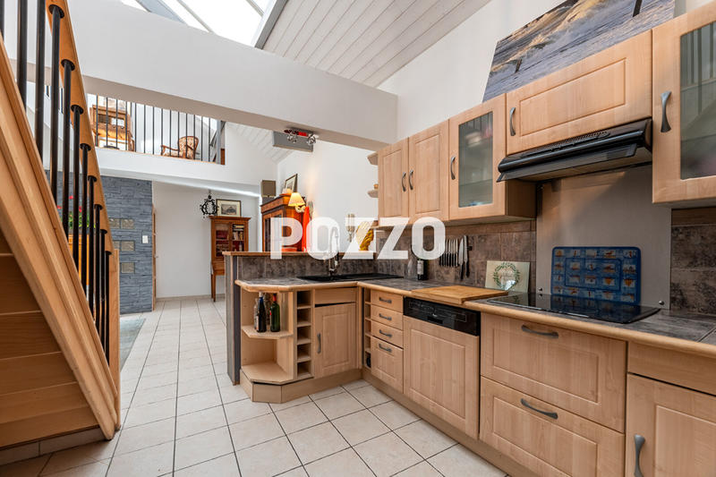 Appartement - 112 m² - 4 pièces