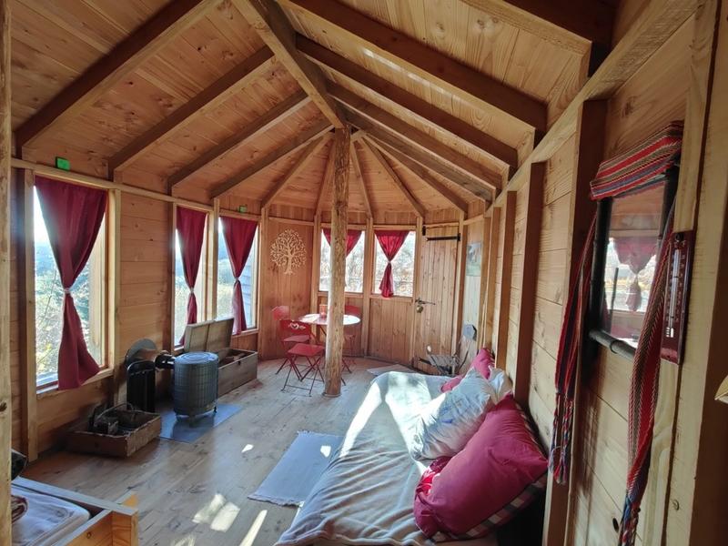 Maison - 400 m² - 8 pièces