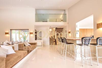 Maison - 346 m² - 7 pièces