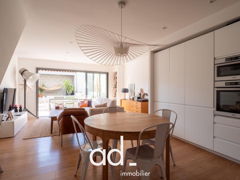 Maison contemporaine - 92 m² - 4 pièces