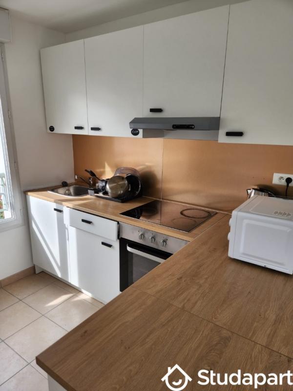 Chambre - 9 m² - 1 pièce