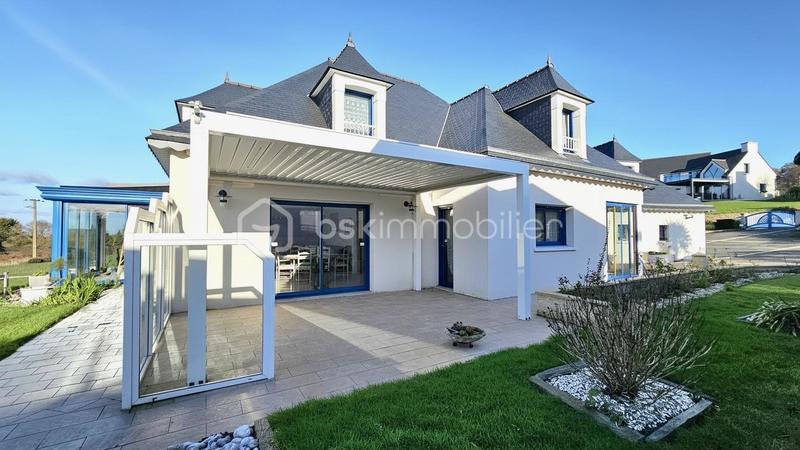 Maison d'architecte - 222 m² - 7 pièces