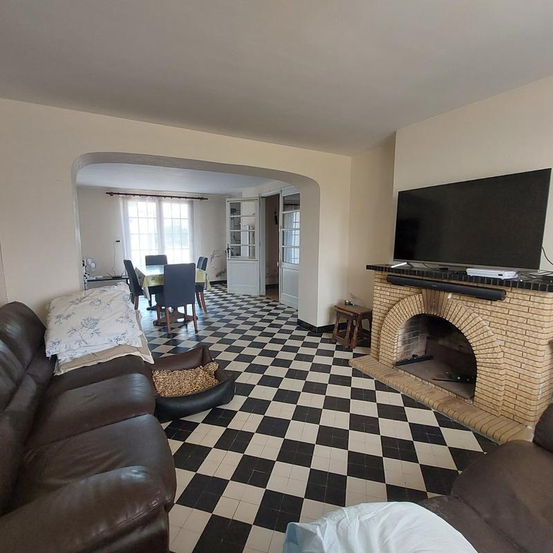 Maison traditionnelle - 156 m² - 7 pièces