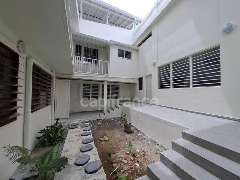 Local commercial - 60 m² - 1 pièce