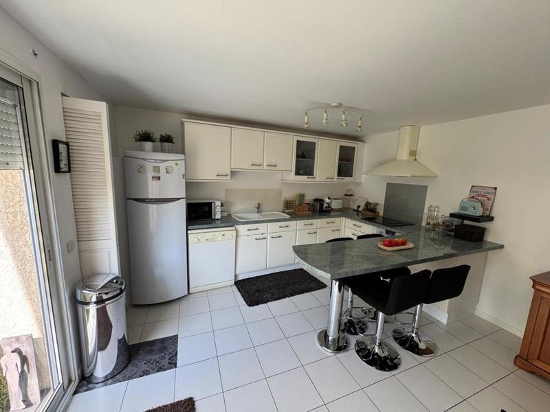 Maison ancienne - 255 m² - 10 pièces