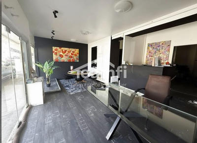 Local commercial - 60 m² - 3 pièces