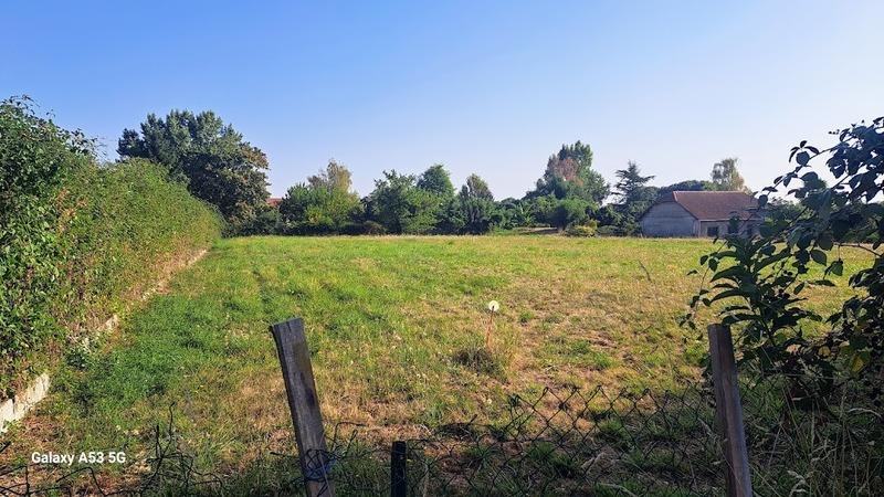 Terrain constructible - 2 559 m²