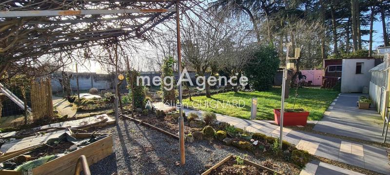 Maison - 153 m² - 9 pièces