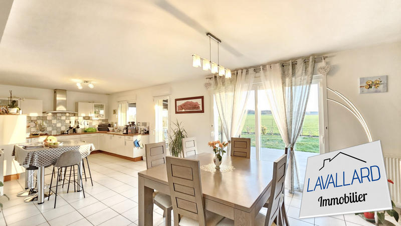 Maison - 156 m² - 7 pièces