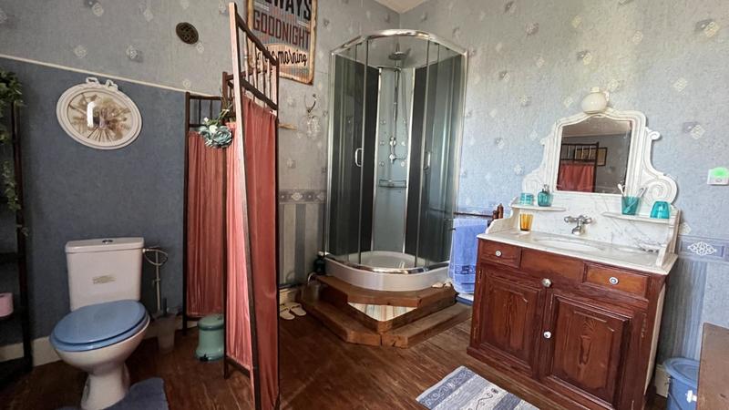 Maison - 165 m² - 7 pièces