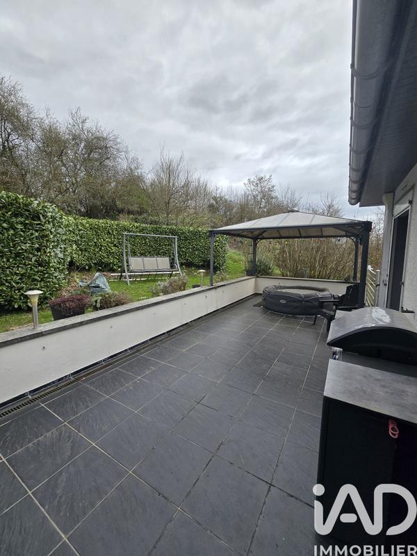 Maison - 165 m² - 6 pièces