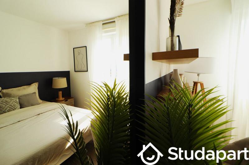 Chambre - 12 m² - 1 pièce