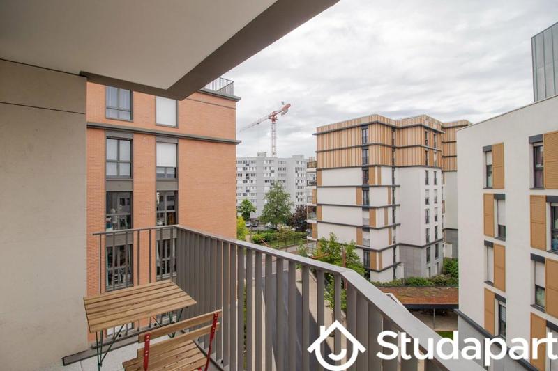 Chambre - 13 m² - 1 pièce