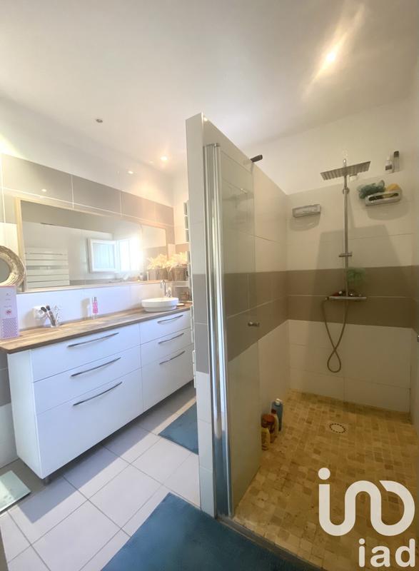 Maison - 170 m² - 7 pièces