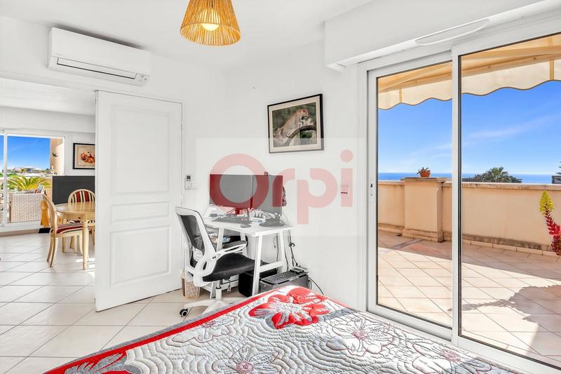 Penthouse - 98 m² - 4 pièces