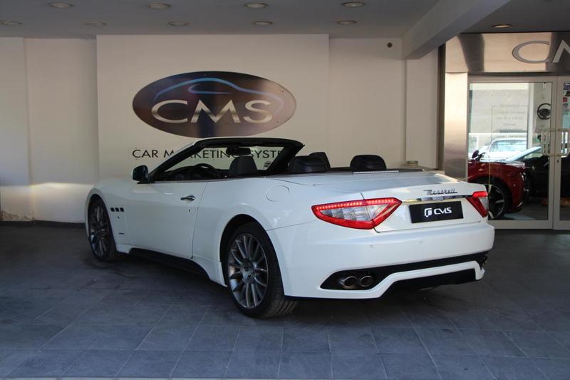 Maserati Grancabrio 4.7 V8 440 Bva