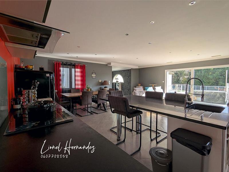 Villa - 139 m² - 5 pièces