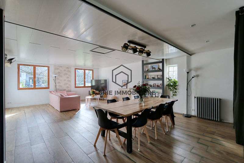 Maison - 149 m² - 6 pièces