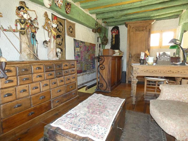 Maison - 220 m² - 7 pièces