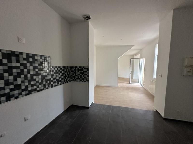 Maison - 97 m² - 5 pièces