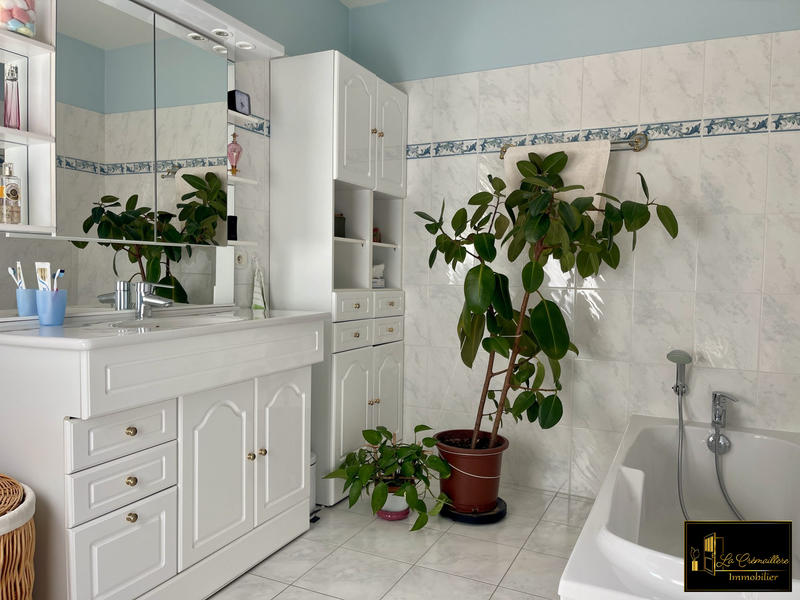 Maison - 120 m² - 4 pièces