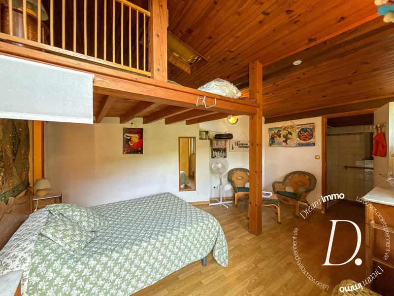 Maison - 190 m² - 5 pièces