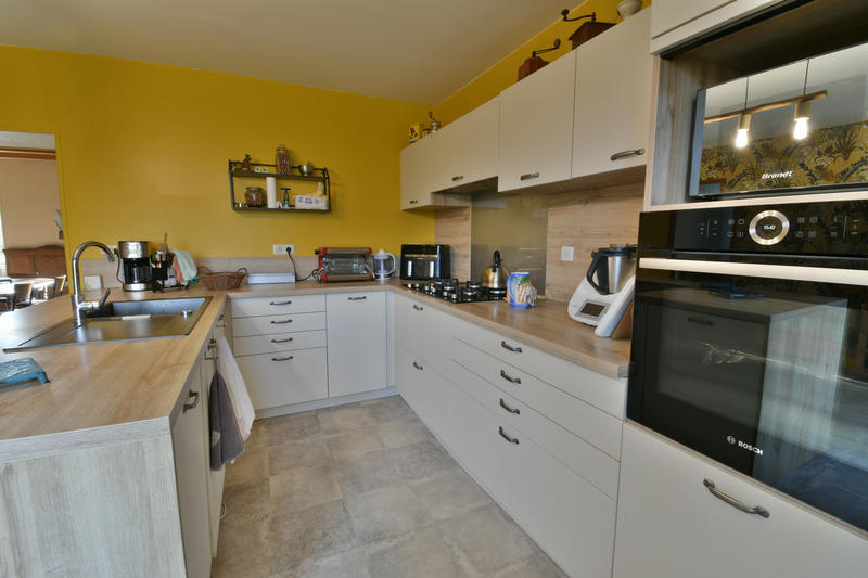 Maison - 295 m² - 10 pièces