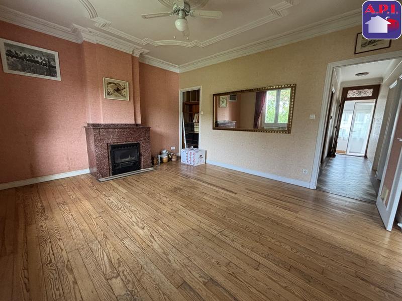 Maison - 137 m² - 6 pièces