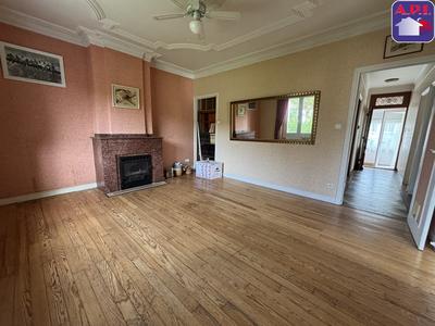 Maison - 137 m² - 6 pièces