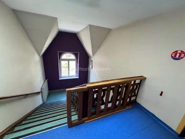 Immeuble - 2 422 m² - 53 pièces