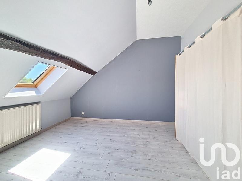 Maison - 215 m² - 8 pièces