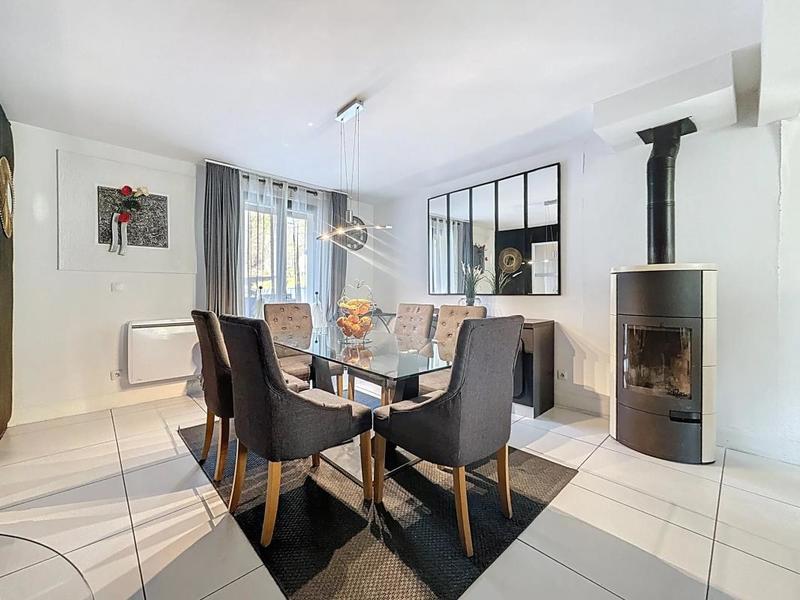 Maison - 120 m² - 6 pièces