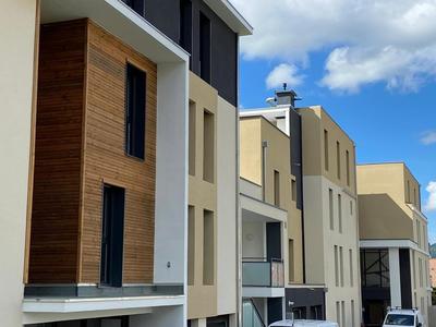 Appartement - 79 m² - 4 pièces