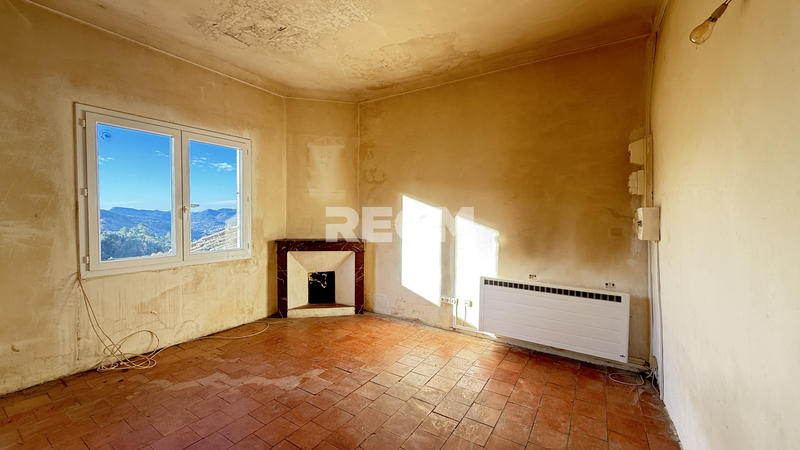 Maison de village - 110 m² - 5 pièces