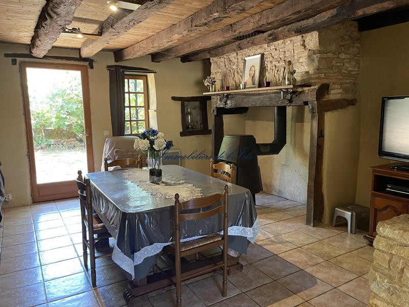 Maison - 221 m² - 11 pièces