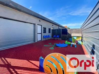 Local commercial - 140 m²