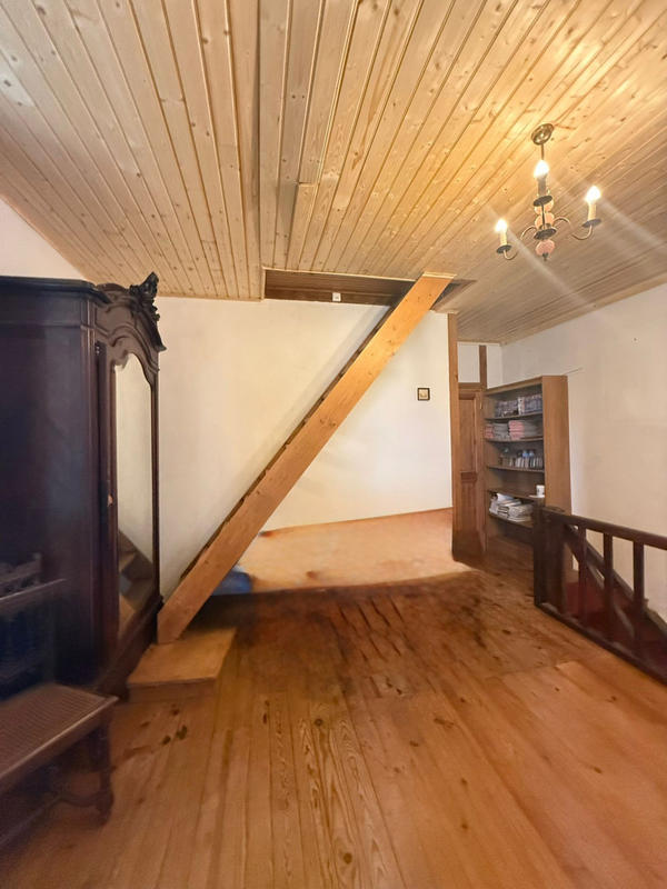 Maison - 151 m² - 4 pièces