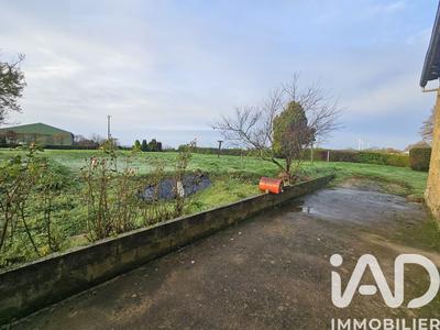 Maison - 64 m² - 3 pièces