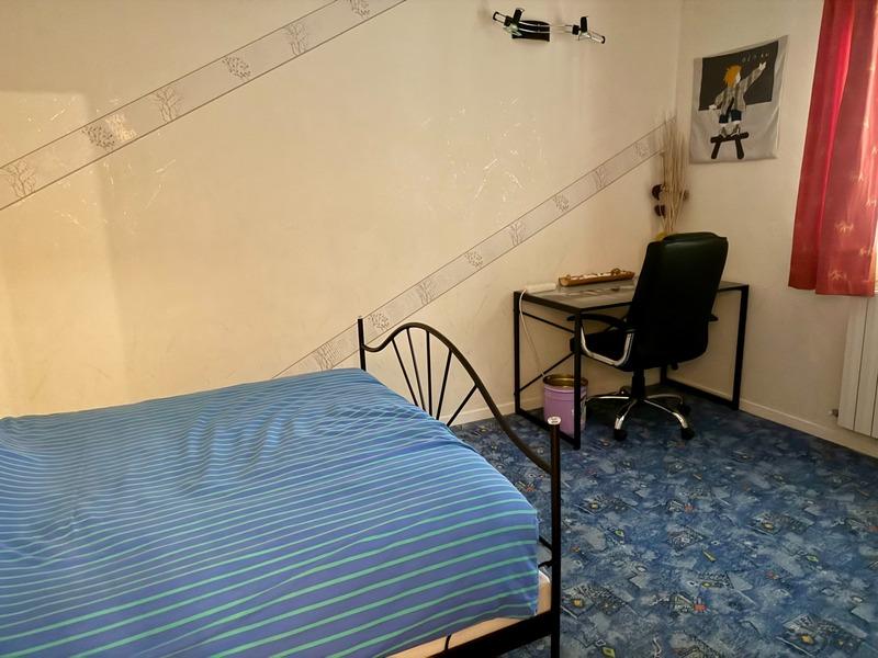 Maison - 307 m² - 18 pièces