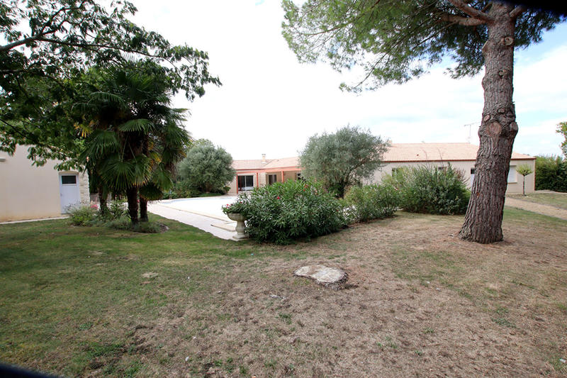 Maison - 192 m² - 7 pièces