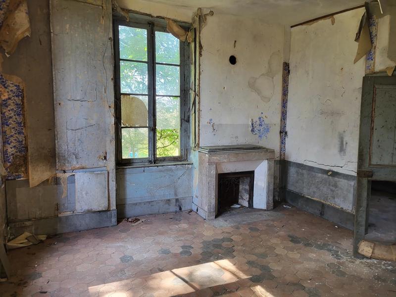 Maison - 360 m² - 12 pièces