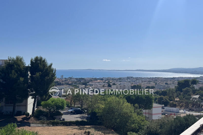 Appartement - 71 m² - 2 pièces